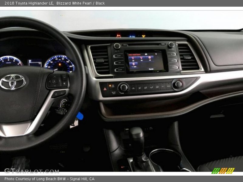 Blizzard White Pearl / Black 2018 Toyota Highlander LE