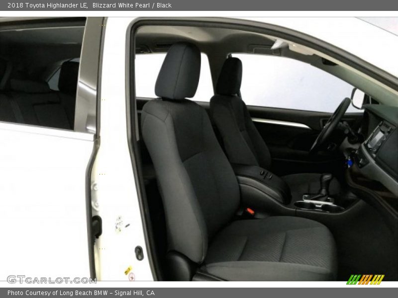 Blizzard White Pearl / Black 2018 Toyota Highlander LE