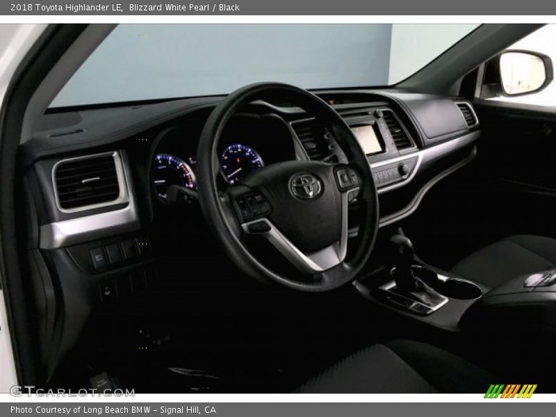 Blizzard White Pearl / Black 2018 Toyota Highlander LE