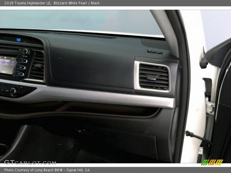 Blizzard White Pearl / Black 2018 Toyota Highlander LE