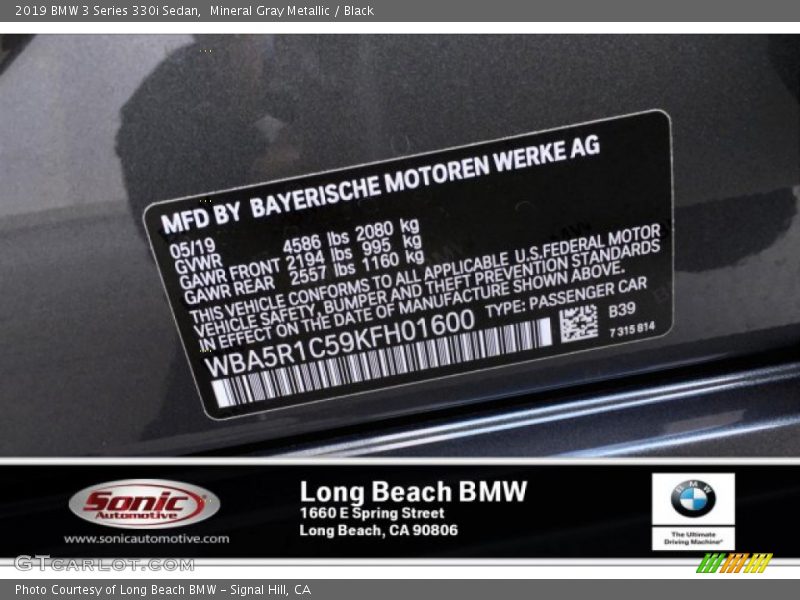 Mineral Gray Metallic / Black 2019 BMW 3 Series 330i Sedan