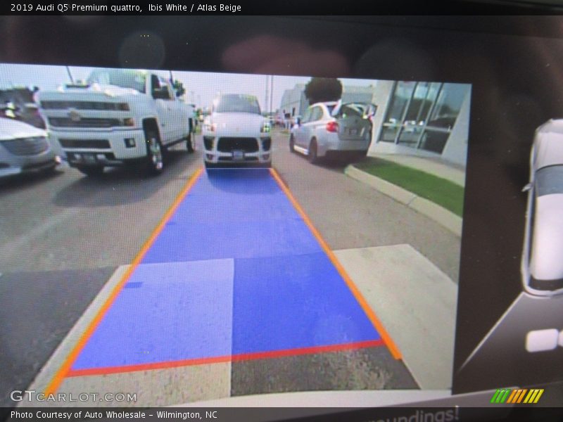 Ibis White / Atlas Beige 2019 Audi Q5 Premium quattro