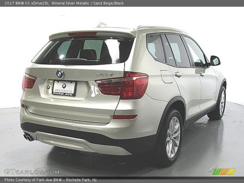 Mineral Silver Metallic / Sand Beige/Black 2017 BMW X3 xDrive28i