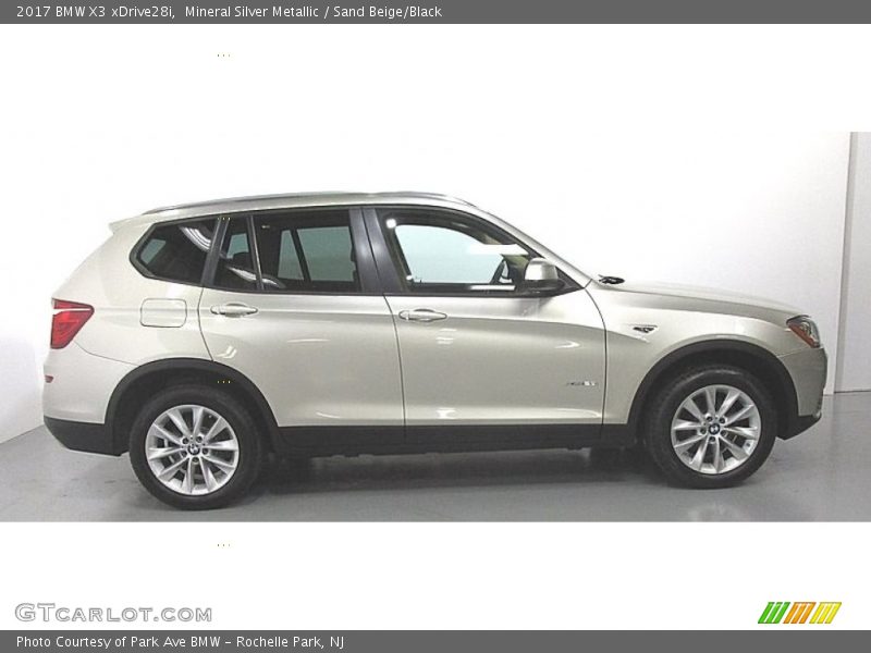 Mineral Silver Metallic / Sand Beige/Black 2017 BMW X3 xDrive28i