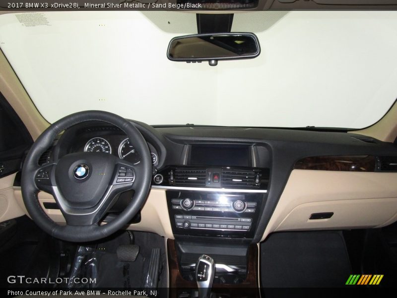 Mineral Silver Metallic / Sand Beige/Black 2017 BMW X3 xDrive28i