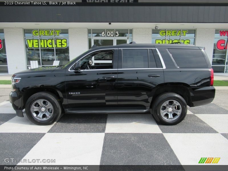 Black / Jet Black 2019 Chevrolet Tahoe LS