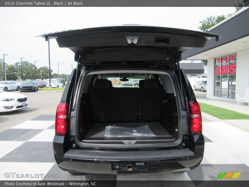 Black / Jet Black 2019 Chevrolet Tahoe LS