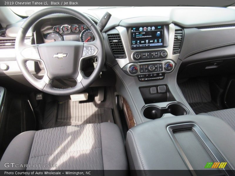 Black / Jet Black 2019 Chevrolet Tahoe LS