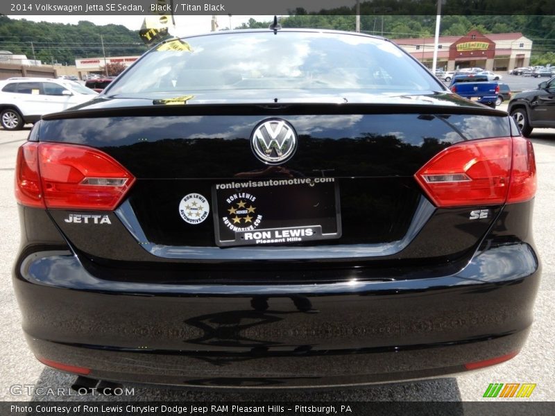 Black / Titan Black 2014 Volkswagen Jetta SE Sedan