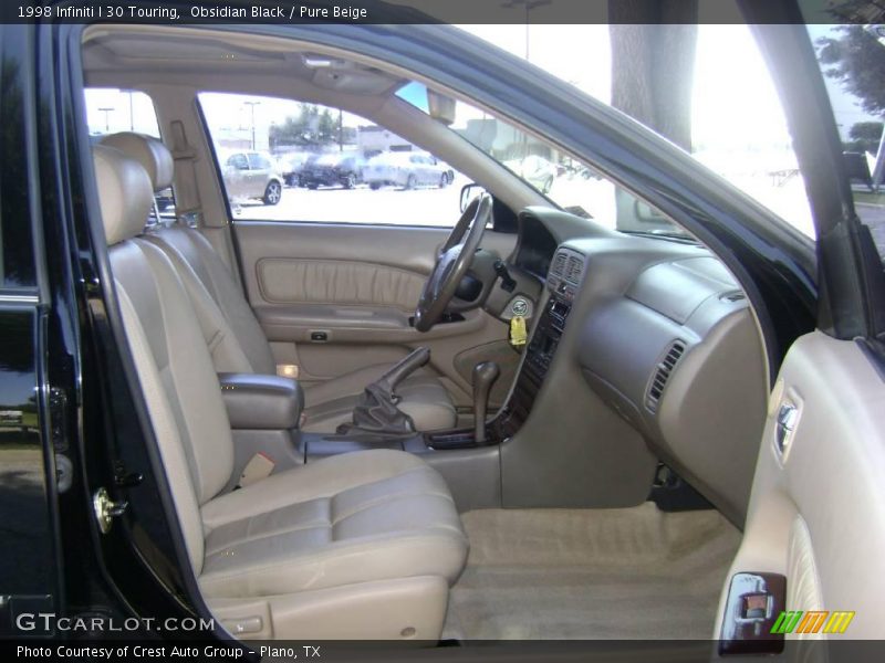 Obsidian Black / Pure Beige 1998 Infiniti I 30 Touring