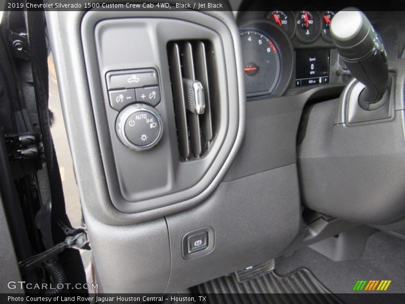 Black / Jet Black 2019 Chevrolet Silverado 1500 Custom Crew Cab 4WD