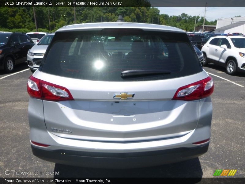 Silver Ice Metallic / Medium Ash Gray 2019 Chevrolet Equinox LS