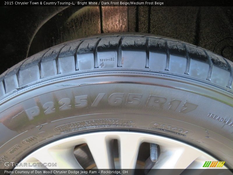 Bright White / Dark Frost Beige/Medium Frost Beige 2015 Chrysler Town & Country Touring-L