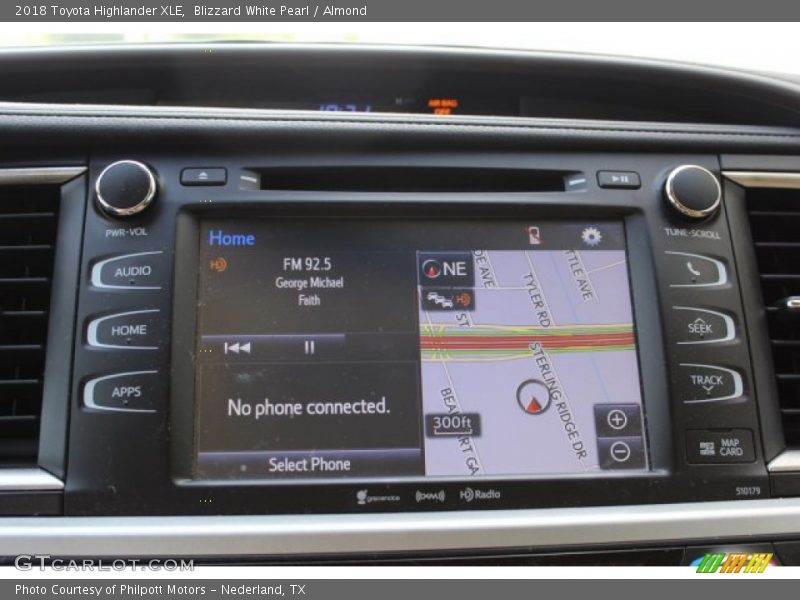 Blizzard White Pearl / Almond 2018 Toyota Highlander XLE