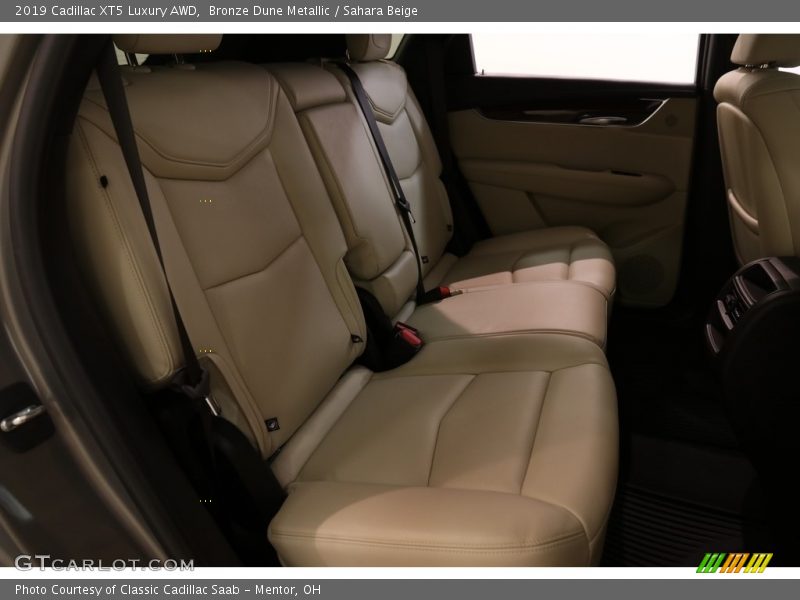 Bronze Dune Metallic / Sahara Beige 2019 Cadillac XT5 Luxury AWD