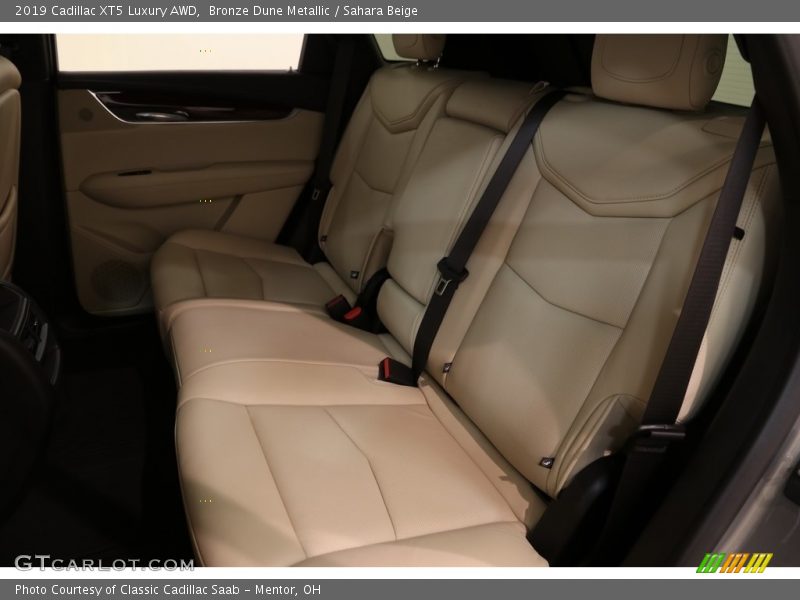 Bronze Dune Metallic / Sahara Beige 2019 Cadillac XT5 Luxury AWD
