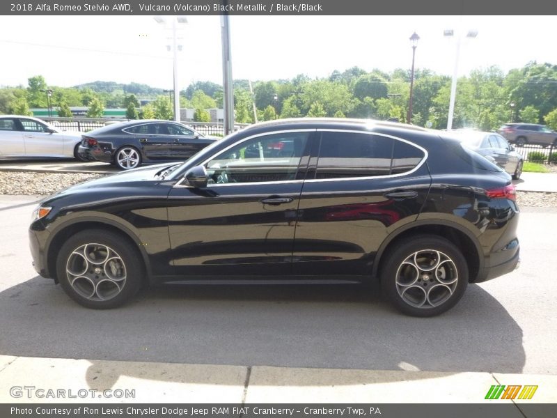 Vulcano (Volcano) Black Metallic / Black/Black 2018 Alfa Romeo Stelvio AWD