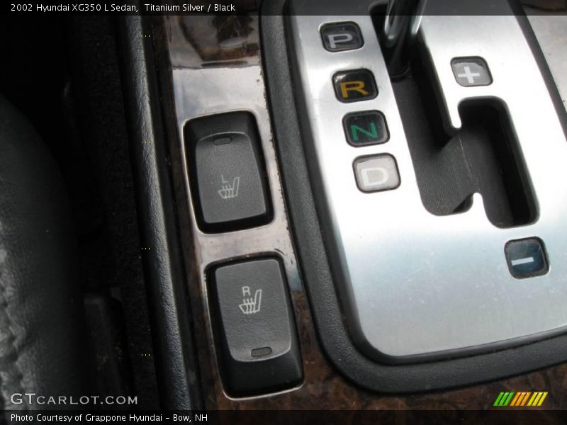 Titanium Silver / Black 2002 Hyundai XG350 L Sedan