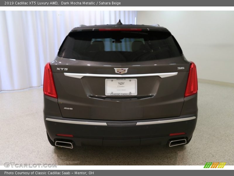 Dark Mocha Metallic / Sahara Beige 2019 Cadillac XT5 Luxury AWD