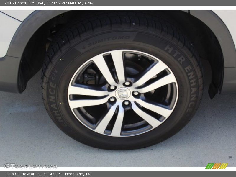 Lunar Silver Metallic / Gray 2016 Honda Pilot EX-L