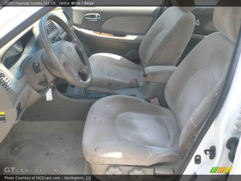 Noble White / Beige 2000 Hyundai Sonata GLS V6