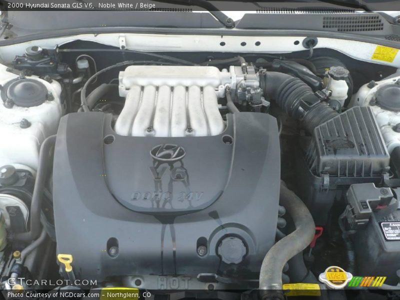 Noble White / Beige 2000 Hyundai Sonata GLS V6