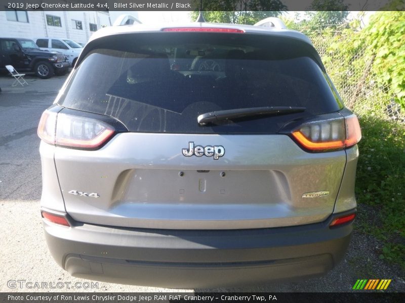 Billet Silver Metallic / Black 2019 Jeep Cherokee Latitude 4x4