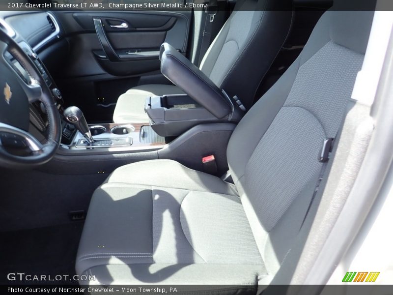Champagne Silver Metallic / Ebony 2017 Chevrolet Traverse LT AWD