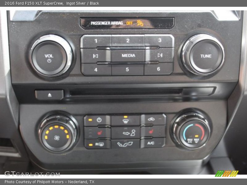 Ingot Silver / Black 2016 Ford F150 XLT SuperCrew
