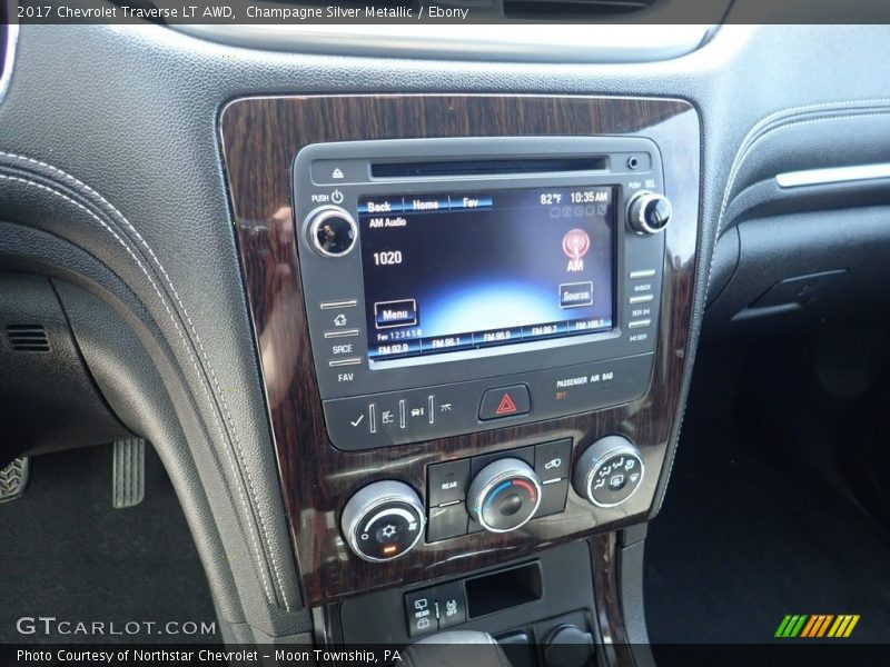 Champagne Silver Metallic / Ebony 2017 Chevrolet Traverse LT AWD