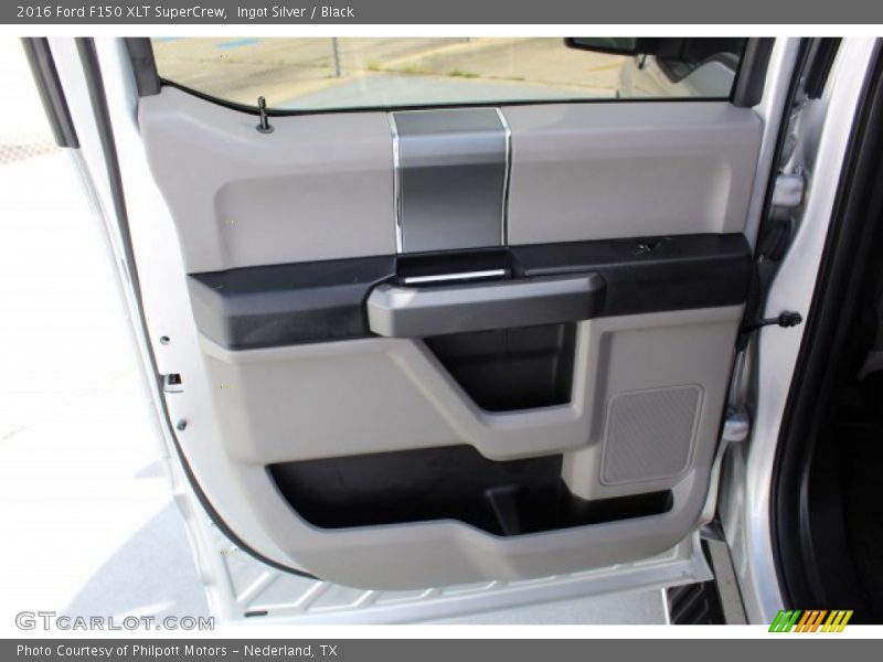 Ingot Silver / Black 2016 Ford F150 XLT SuperCrew