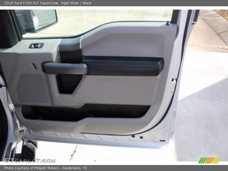 Ingot Silver / Black 2016 Ford F150 XLT SuperCrew