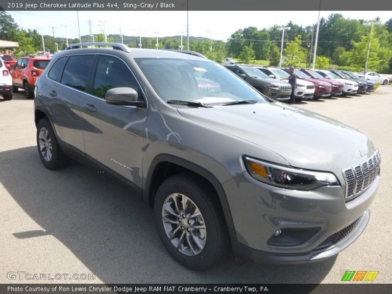 Sting-Gray / Black 2019 Jeep Cherokee Latitude Plus 4x4