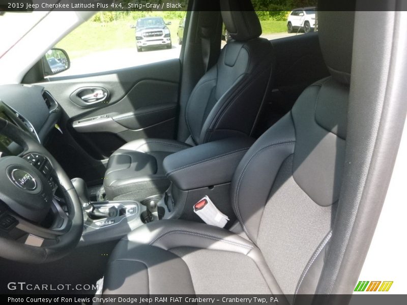Sting-Gray / Black 2019 Jeep Cherokee Latitude Plus 4x4