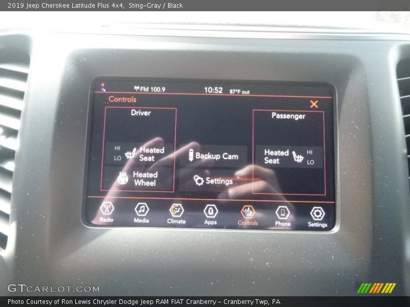Sting-Gray / Black 2019 Jeep Cherokee Latitude Plus 4x4