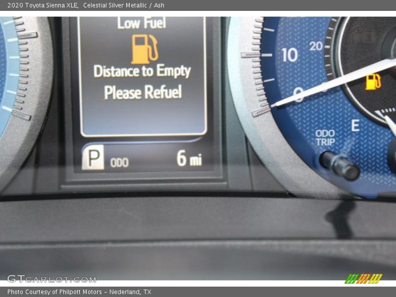 Celestial Silver Metallic / Ash 2020 Toyota Sienna XLE