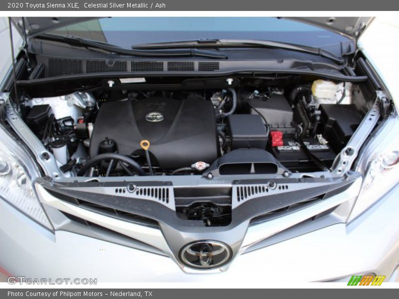 Celestial Silver Metallic / Ash 2020 Toyota Sienna XLE