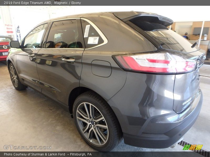 Magnetic / Ebony 2019 Ford Edge Titanium AWD