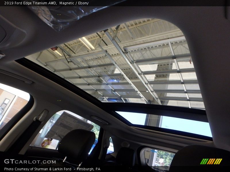 Magnetic / Ebony 2019 Ford Edge Titanium AWD