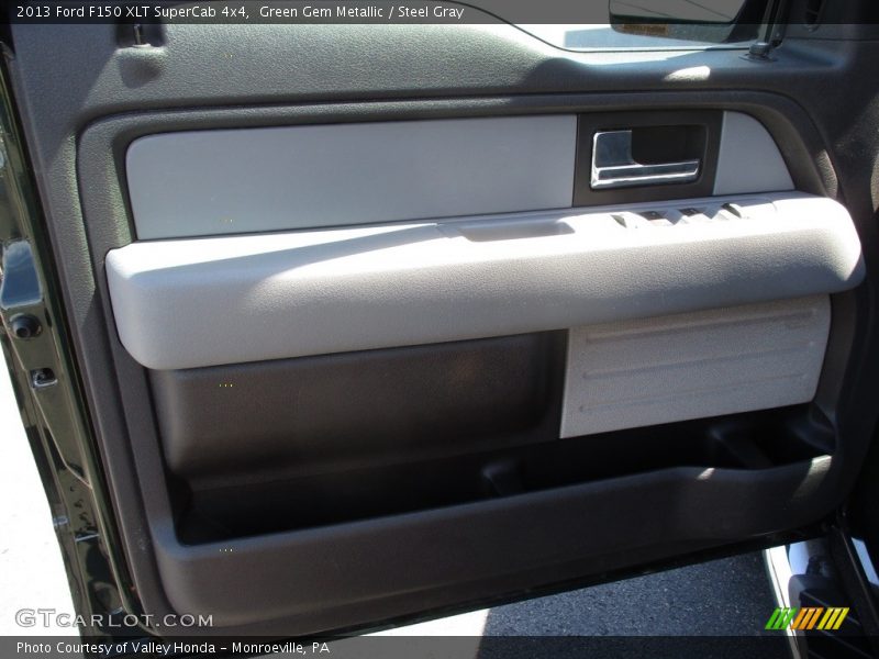 Green Gem Metallic / Steel Gray 2013 Ford F150 XLT SuperCab 4x4