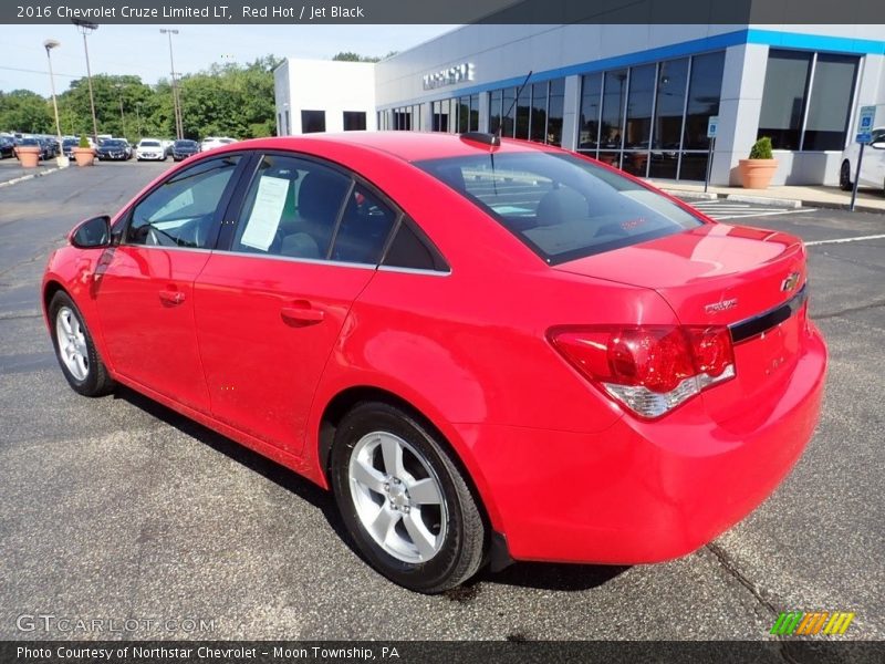 Red Hot / Jet Black 2016 Chevrolet Cruze Limited LT