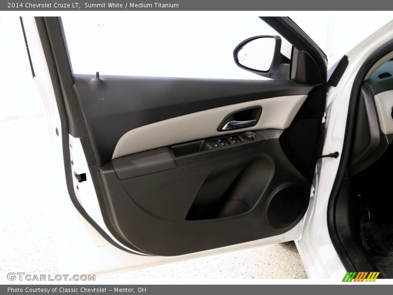 Summit White / Medium Titanium 2014 Chevrolet Cruze LT