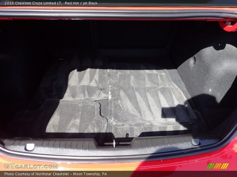 Red Hot / Jet Black 2016 Chevrolet Cruze Limited LT