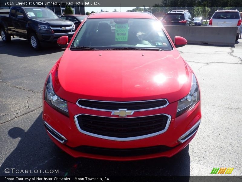 Red Hot / Jet Black 2016 Chevrolet Cruze Limited LT