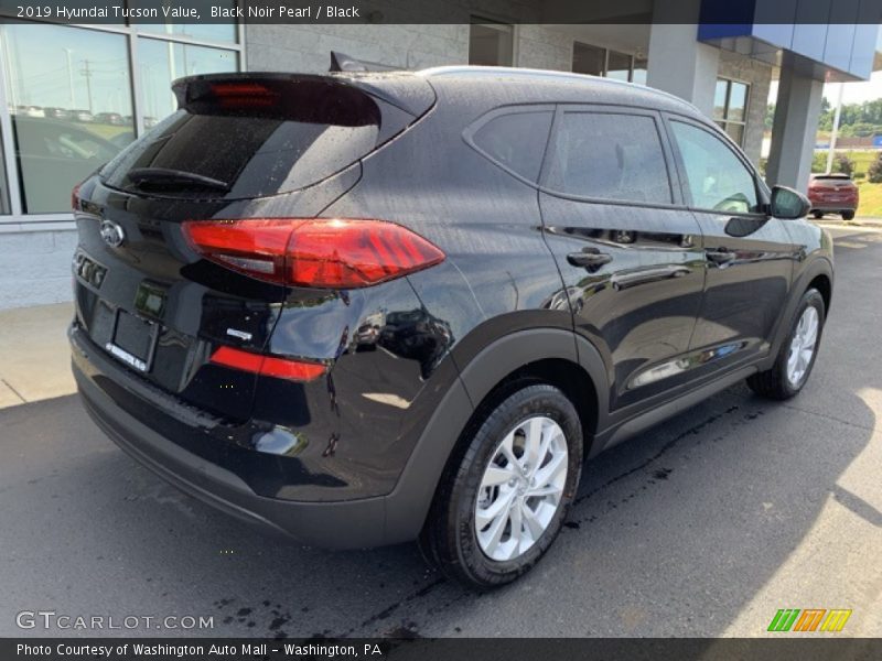 Black Noir Pearl / Black 2019 Hyundai Tucson Value