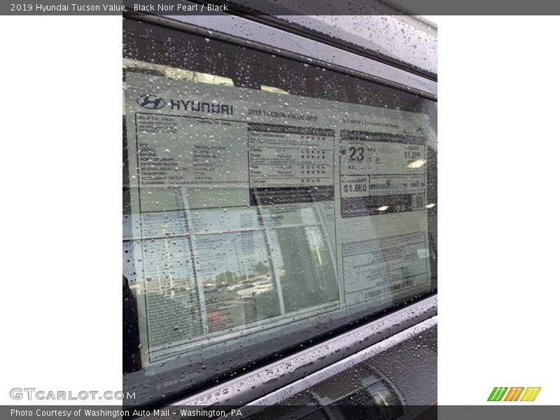 Black Noir Pearl / Black 2019 Hyundai Tucson Value