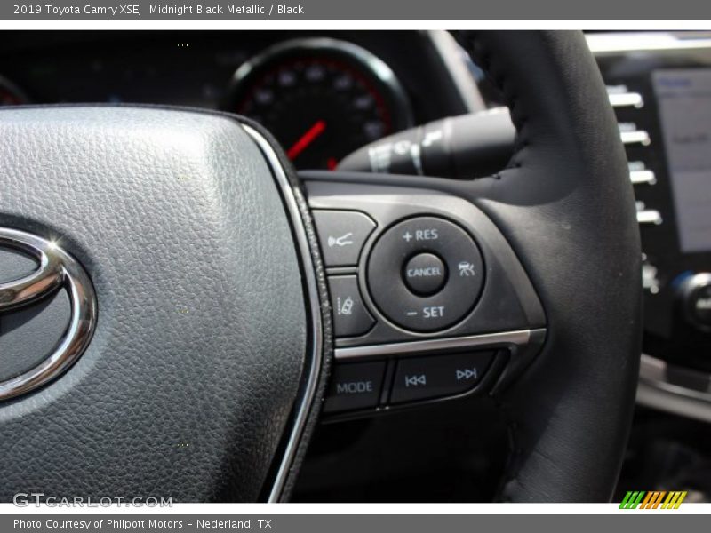 Midnight Black Metallic / Black 2019 Toyota Camry XSE