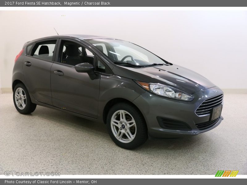 Magnetic / Charcoal Black 2017 Ford Fiesta SE Hatchback