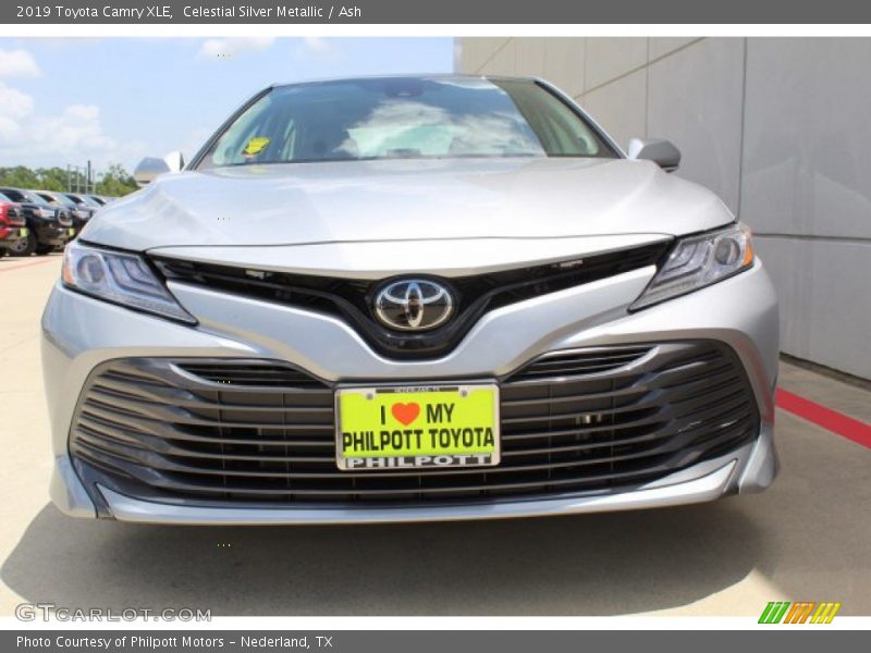 Celestial Silver Metallic / Ash 2019 Toyota Camry XLE
