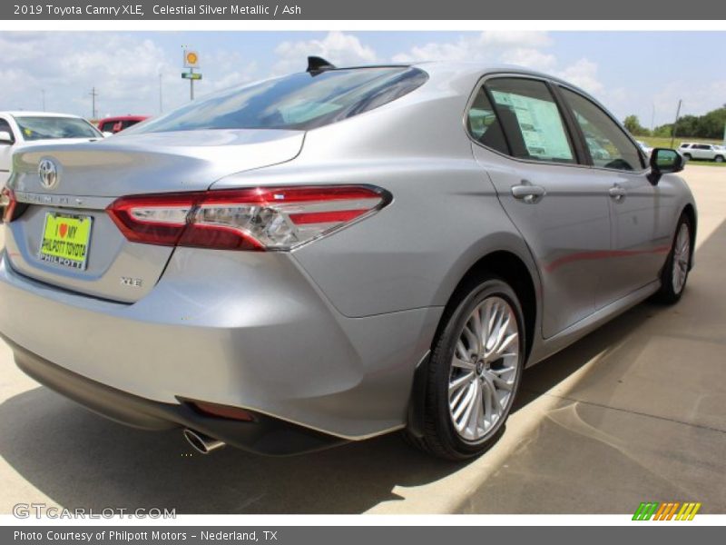 Celestial Silver Metallic / Ash 2019 Toyota Camry XLE